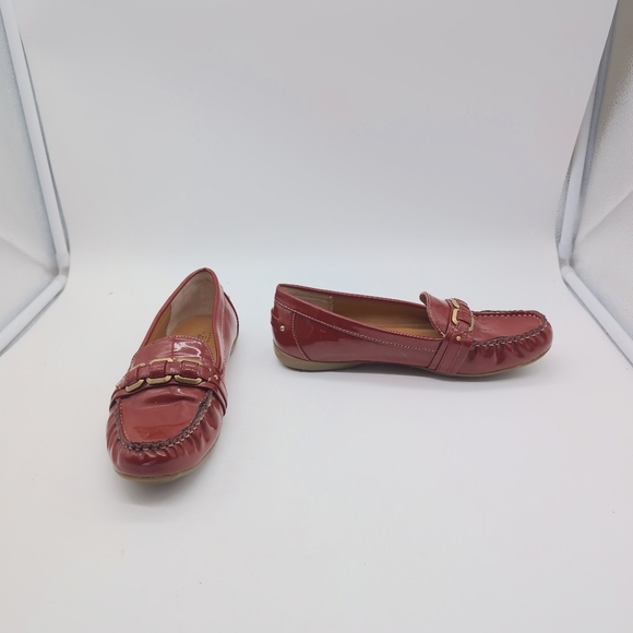 Bass Betsy F15 Loafers Red with dark gold buckles sz 8 - Picture 2 of 8